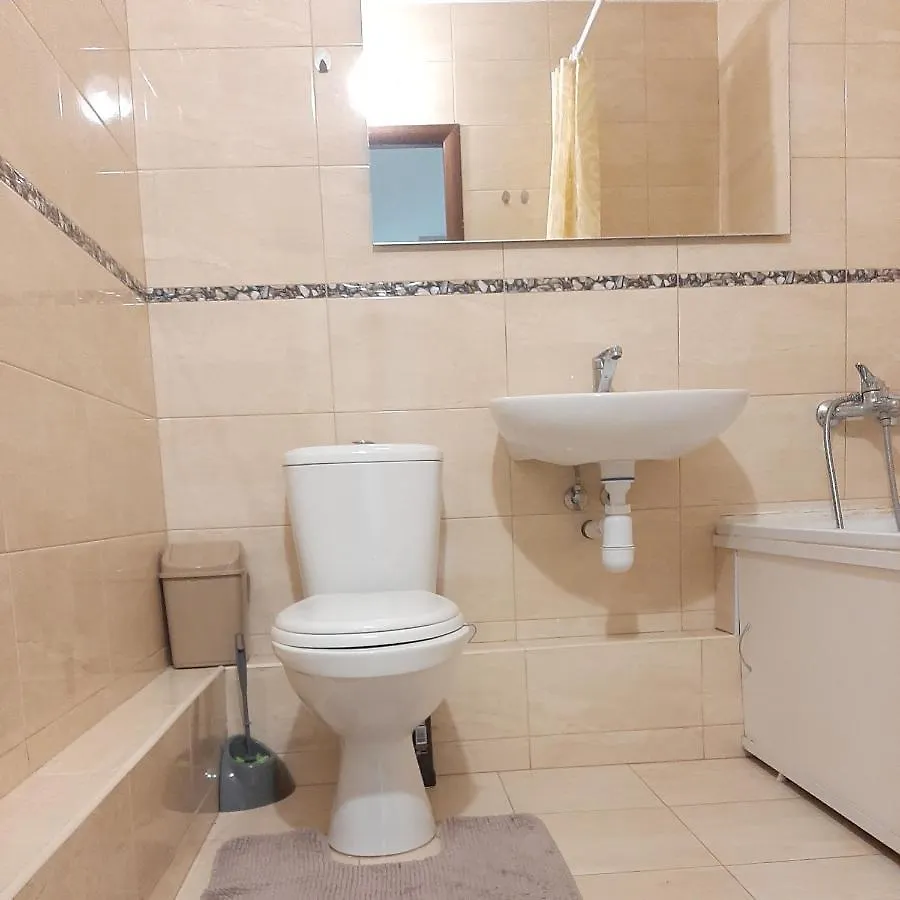 Патриотика, Позняки, Бориса Гмирі 12Б Kijów
