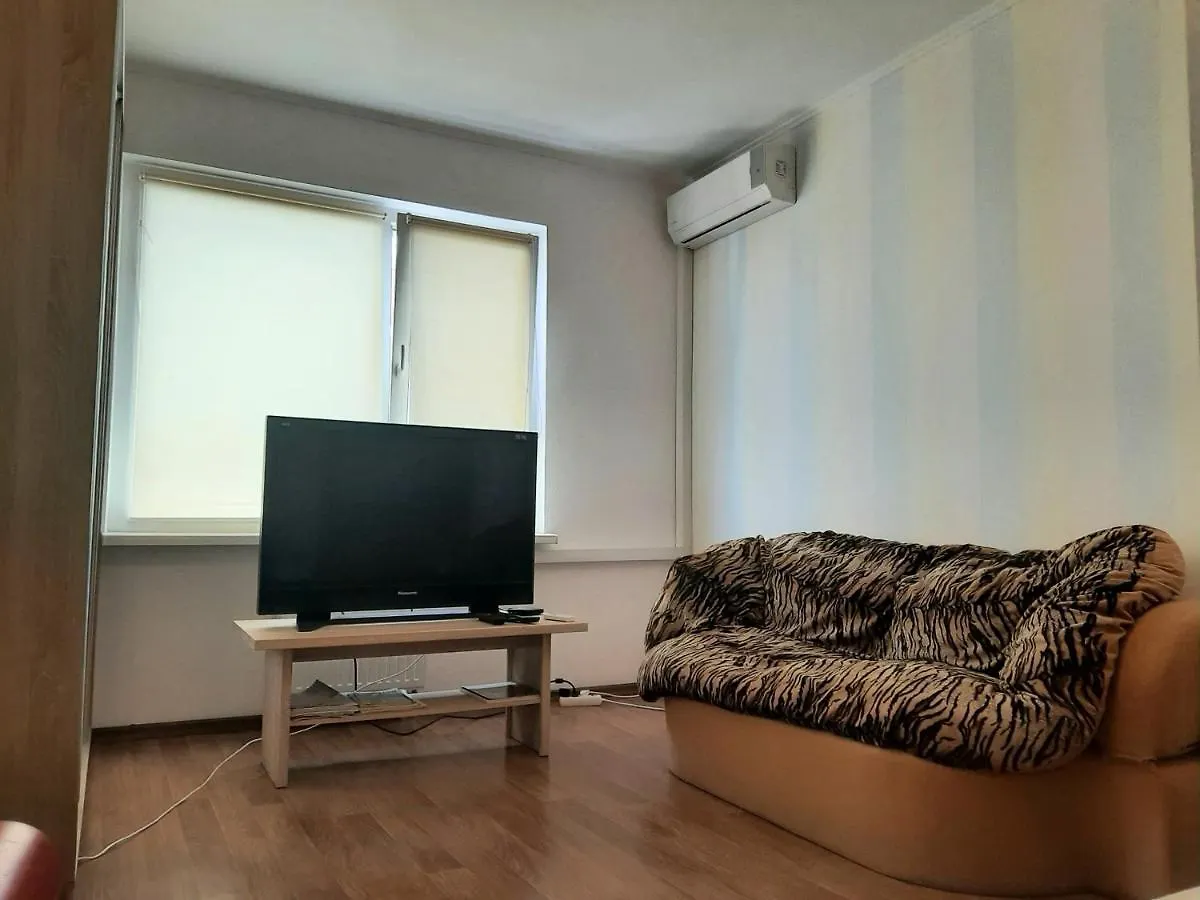 Apartament Патриотика, Позняки, Бориса Гмирі 12Б Kijów